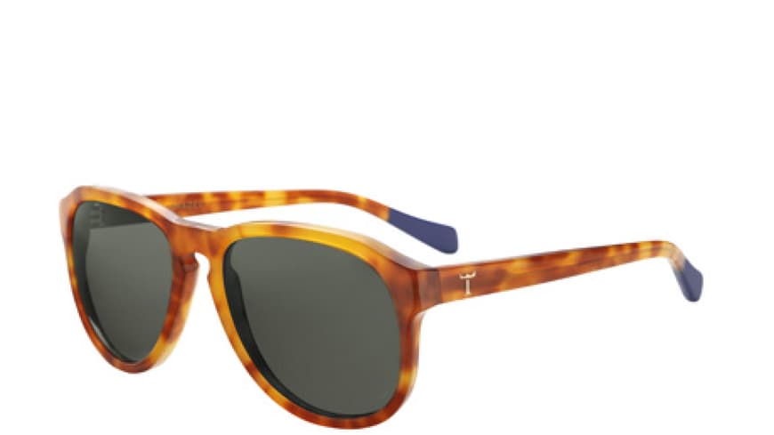 17. Juli 2012: Augenweide! Mit der Sonnenbrille ziehen Sie neidische Blicke an.Sonnenbrille in Horn-Optik von Triwa, ca. 130 Euro 17. Juli 2012: Augenweide! Mit der Sonnenbrille ziehen Sie neidische Blicke an.Sonnenbrille in Horn-Optik von Triwa, ca. 130 Euro