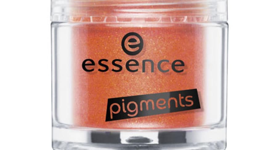 In diesem Sommer stehen Farben hoch im Kurs. Essence bringt jetzt reine Farbpigmente in 20 Farben in den Handel. Diese lassen sich ganz easy auf Nägel, Augen oder Lippen auftragen. âColour Arts Pigments In diesem Sommer stehen Farben hoch im Kurs. Essence bringt jetzt reine Farbpigmente in 20 Farben in den Handel. Diese lassen sich ganz easy auf Nägel, Augen oder Lippen auftragen. âColour Arts Pigments