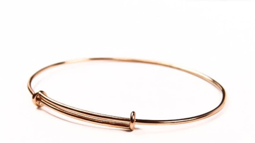 3. Oktober 2012: Hingegen dem aktuellen Klunkertrend hat uns das filigrane Armband von Label of Love (Preis auf Anfrage) mit seinen feinen Details überzeugt. Ein zeitloses Schmuckstück we like! 3. Oktober 2012: Hingegen dem aktuellen Klunkertrend hat uns das filigrane Armband von Label of Love (Preis auf Anfrage) mit seinen feinen Details überzeugt. Ein zeitloses Schmuckstück we like!