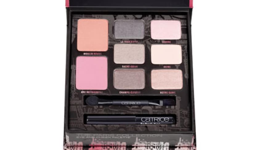 Jetzt kann man sich den Paris-Look auch nach Hause holen. Mit dieser süßen Make-up Palette in dezentem Beige, Grau und Rosa gelingt der französische ChÃc bestimmt. Jetzt kann man sich den Paris-Look auch nach Hause holen. Mit dieser süßen Make-up Palette in dezentem Beige, Grau und Rosa gelingt der französische ChÃc bestimmt.