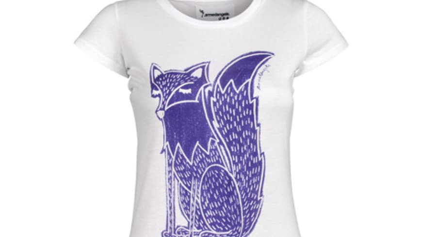 29. Juli 2012: Oh wie süß!!! Der niedliche Fuchs-Print zaubert aus dem Shirt aus Öko-Baumwolle ein echtes Fashion-Piece. Über armedangels.de, ca. 30 Euro 29. Juli 2012: Oh wie süß!!! Der niedliche Fuchs-Print zaubert aus dem Shirt aus Öko-Baumwolle ein echtes Fashion-Piece. Über armedangels.de, ca. 30 Euro