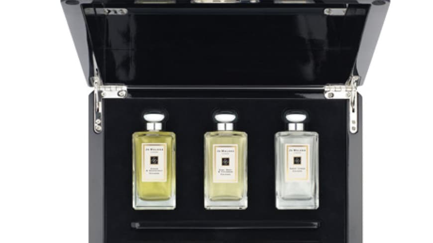 Luxus pur! Das Jo Malone Geschenke-Set beherbergt drei tolle Düfte und zwei Duftkerzen. Von Jo Malone, ca. 580 Euro Luxus pur! Das Jo Malone Geschenke-Set beherbergt drei tolle Düfte und zwei Duftkerzen. Von Jo Malone, ca. 580 Euro