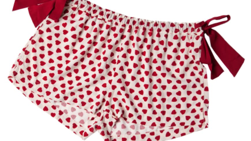 Panty mit Schleifen über oysho.com, ca. 12 Euro Panty mit Schleifen über oysho.com, ca. 12 Euro