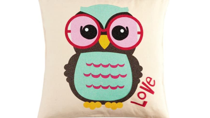 17. Oktober 2012: Tierisch schön! Das Kissen mit buntem Owl-Print hat es uns angetan. Nicht nur schön fürs zu Hause, sondern auch noch total gemütlich! Kissen aus der H&M Home Kollektion, ca. 10 Euro 17. Oktober 2012: Tierisch schön! Das Kissen mit buntem Owl-Print hat es uns angetan. Nicht nur schön fürs zu Hause, sondern auch noch total gemütlich! Kissen aus der H&M Home Kollektion, ca. 10 Euro