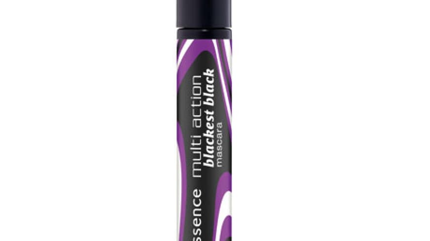 Damit sich die eigenen Wimpern gut mit den falschen verbinden und man die Täuschung auf den ersten Blick nicht sieht, sollte man alle Wimpern kräftig tuschen. Damit sich die eigenen Wimpern gut mit den falschen verbinden und man die Täuschung auf den ersten Blick nicht sieht, sollte man alle Wimpern kräftig tuschen.