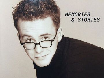 Mark Forster ohne Kappe: Cover "Memories & Stories"