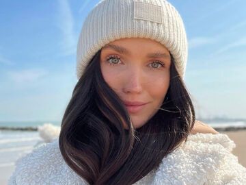 Selfie von Anna Adamyan am Strand