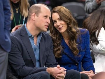 Prinz William und Prinzessin Kate unterhalten sich bei einem Basketballspiel in Amerika
