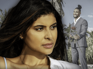 "Bachelor" 2023: Yolanda schaut ernst - im Hintergrund David Jackson mit Rose
