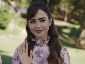 Lily Collins in Emily in Paris 