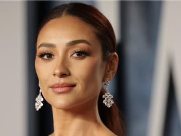 Shay Mitchell bei der Oscar-Verleihung 2023
