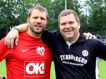 Elton mit Benny Adrion