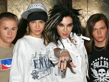 2006: Tokio Hotel feiern inzwischen in ganz Europa große Erfolge. Die Jungs aus Magdeburg werden von Millionen Fans angehimmelt