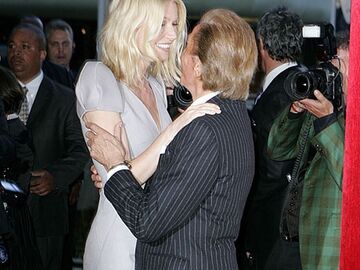 Herzliche Begrüßung: Schauspielerin Gwyneth Paltrow und Valentino