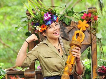 Jenny Frankhauser wird Dschungelkönigin
