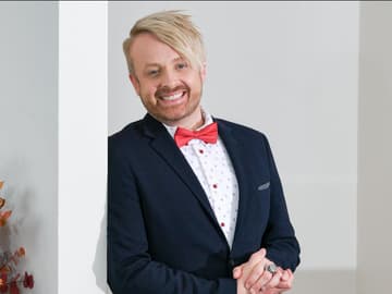 Ross Antony glücklich