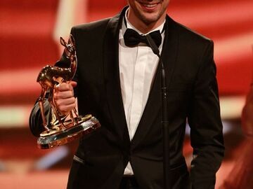 So sehen Sieger aus: Florian David Fitz wurde als bester Schauspieler für seine Rolle in "Vincent will Meer" geehrt