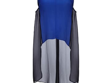 Top mit Chiffon-Einsätzen von Tiger of Sweden, ca. 95 Euro