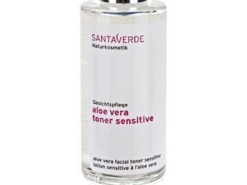 Gesichtswasser mit purem Bio- Pflanzensaft für empfindliche Haut "Aloe vera Toner Sensitive" von Santaverde, 100 ml ca. 16 Euro 