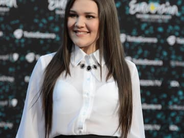 Und Russland schickt Dina Garipova mit dem Song "What If" ins Rennen