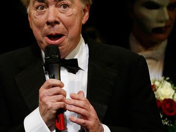 Produzent und Komponist Andrew Lloyd Webber bedankt sich beim Musical und bei den Gästen für den sensationellen Start