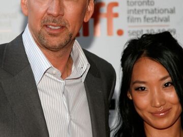 Hollywood-Star Nicolas Cage brachte seine Ehefrau Alice Kim mit. Der Schauspieler ist seit 5 Jahren mit der ehemaligen Sushi-Kellnerin verheiratet