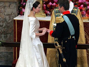 Mary Elizabeth und Kronprinz Frederik von Dänemark sind seit 2004 verheiratet. Das Paar gab sich am 14. Mai in Kopenhagen das Ja-Wort