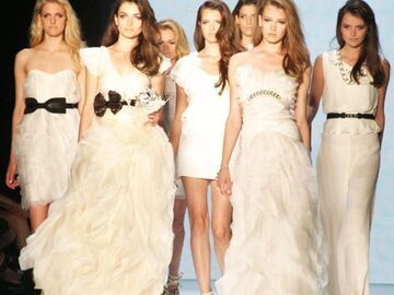 Auf der Fashion Week in Berlin präsentierten "Kaviar Gauche" zum ersten Mal ihre Linie "Bridal Couture"