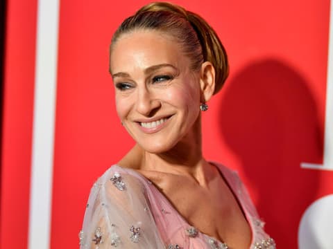 Sarah Jessica Parker strahlt