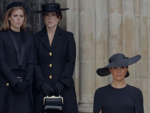 Prinzessin Beatrice, Prinzessin Eugenie und Herzogin Meghan bei der Beerdigung von Queen Elizabeth II. im September 2022.