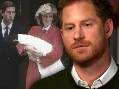 Prinz Harry traurig in CBS-Interview - im Hintergrund König Charles und Diana mit Baby Harry nach dessen Geburt