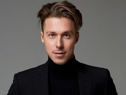 Valentin Lusin Let's Dance 2023 Profi-Cast RTL Schwarzes Oberteil