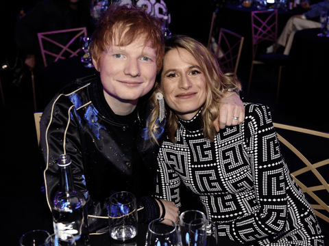 Ed Sheeran und Ehefrau Cherry Seaborn verliebt bei den Brit Awards 2022