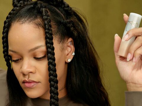 Rihanna mit Tint Stick