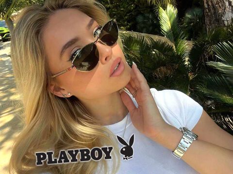 Shania Geiss macht ein Selfie mit offenem Mund, darunter erscheint das Playboy-Logo