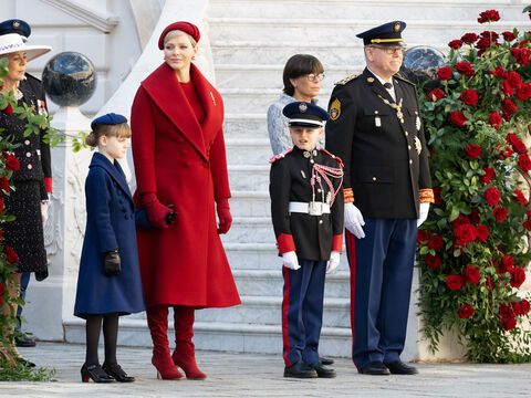 Charlene und Albert von Monaco mit ihren Zwillingen Gabriella und Jacques am Nationalfeiertag, 2023.