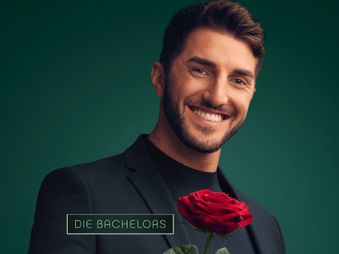 "Die Bachelors" 2024 mit Logo und Rose - Dennis Gries