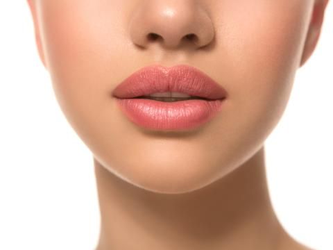 Frau perfekte Lippen