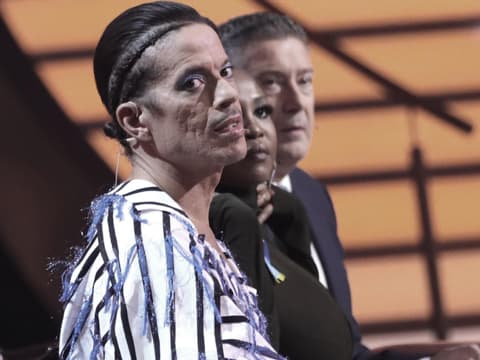 Jorge Gonzales, Motsi Mabuse und Jochim Llambi schauen ernst