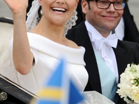 Es war die Traumhochzeit des Jahres. Ganz romantisch haben sich Kronprinzessin Victoria von Schweden und ihr bürgerlicher Freund Daniel Westling in Stockholm das Ja-Wort gegeben