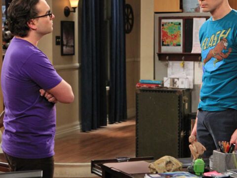 Zwei Stars aus "Big Bang Theory": Sheldon (Jim Parsons, r.) und Leonard (Johnny Galecki, l.)
