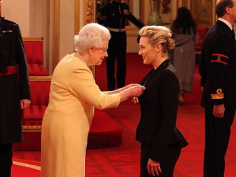 Kate Winslet wurde mit den britischen Verdienstorden von der Queen ausgezeichnet