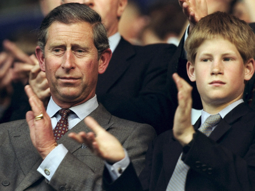 Prinz Harry als Jugendlicher: 1998 an der Seite von König Charles