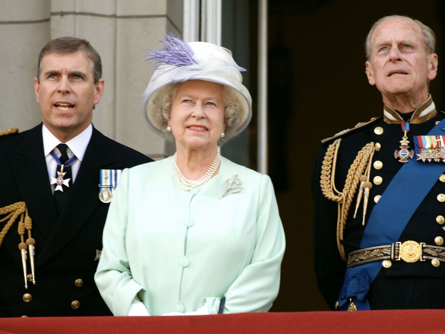 Prinz Andrew, Queen Elizabeth II. und Prinz Philip.