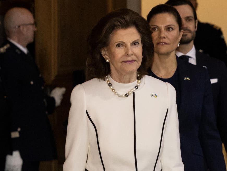 Königin Silvia um ihre Gesundheit Palast sagt kurzfristig ihre