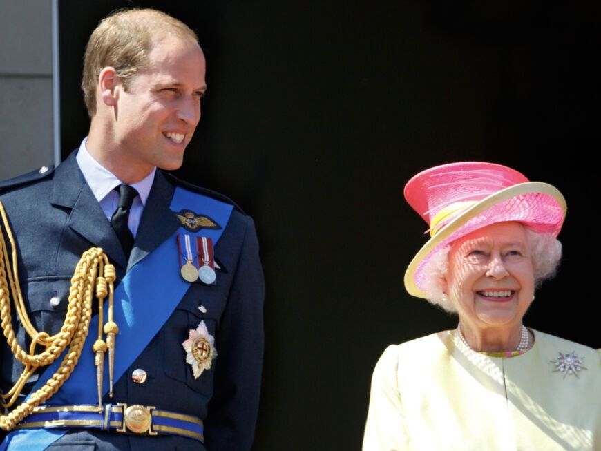 Prinz William und seine Großmutter Queen Elizabeth II.