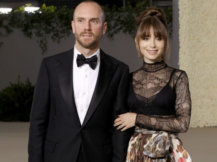 Lily Collins und ihr Ehemann Charlie McDowell sind bei der Academy Museum Gala zu Gast