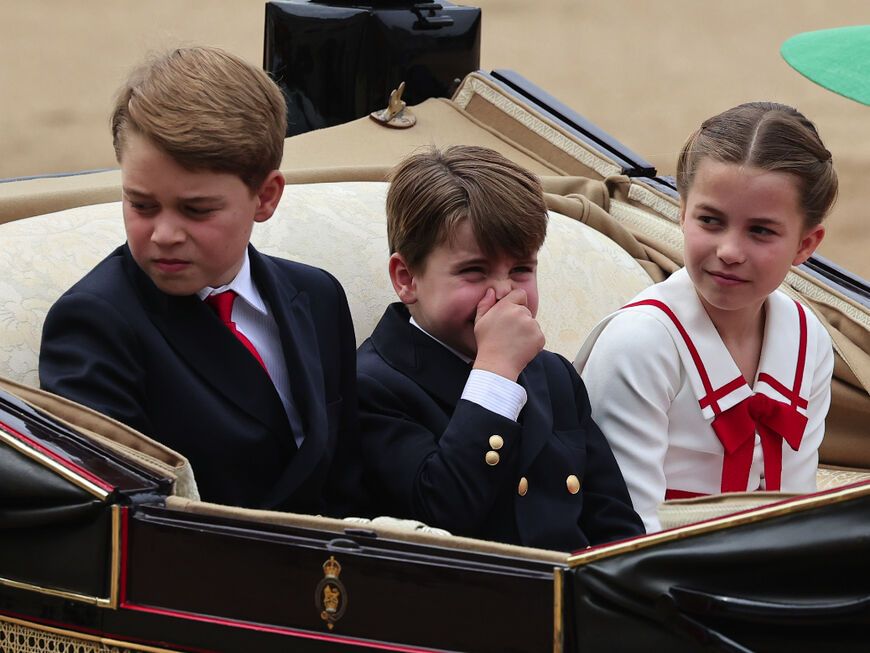 Prinz Geroge, Prinz Louis und Prinzessin Charlotte bei der "Trooping The Colour"-Parade. 