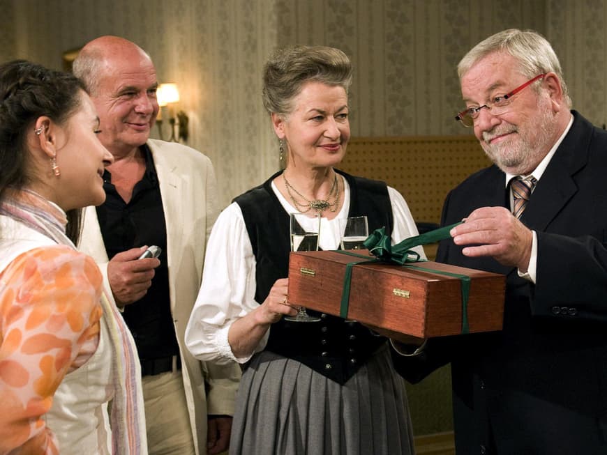 Ursula Cantieni Kurz nach Serientod bei Ursula Cantieni Kurz nach Serientod bei