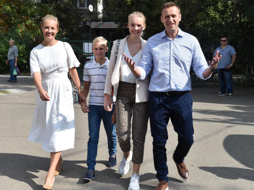 Alexej Nawalny mit seiner Frau und den gemeinsamen zwei Kindern